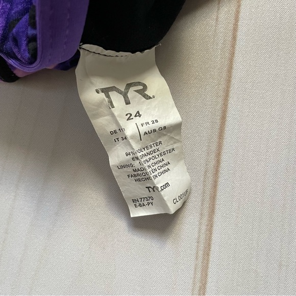 TYR Durafast Elite Girls Diamondfit Swimsuit - Picture 7 of 8